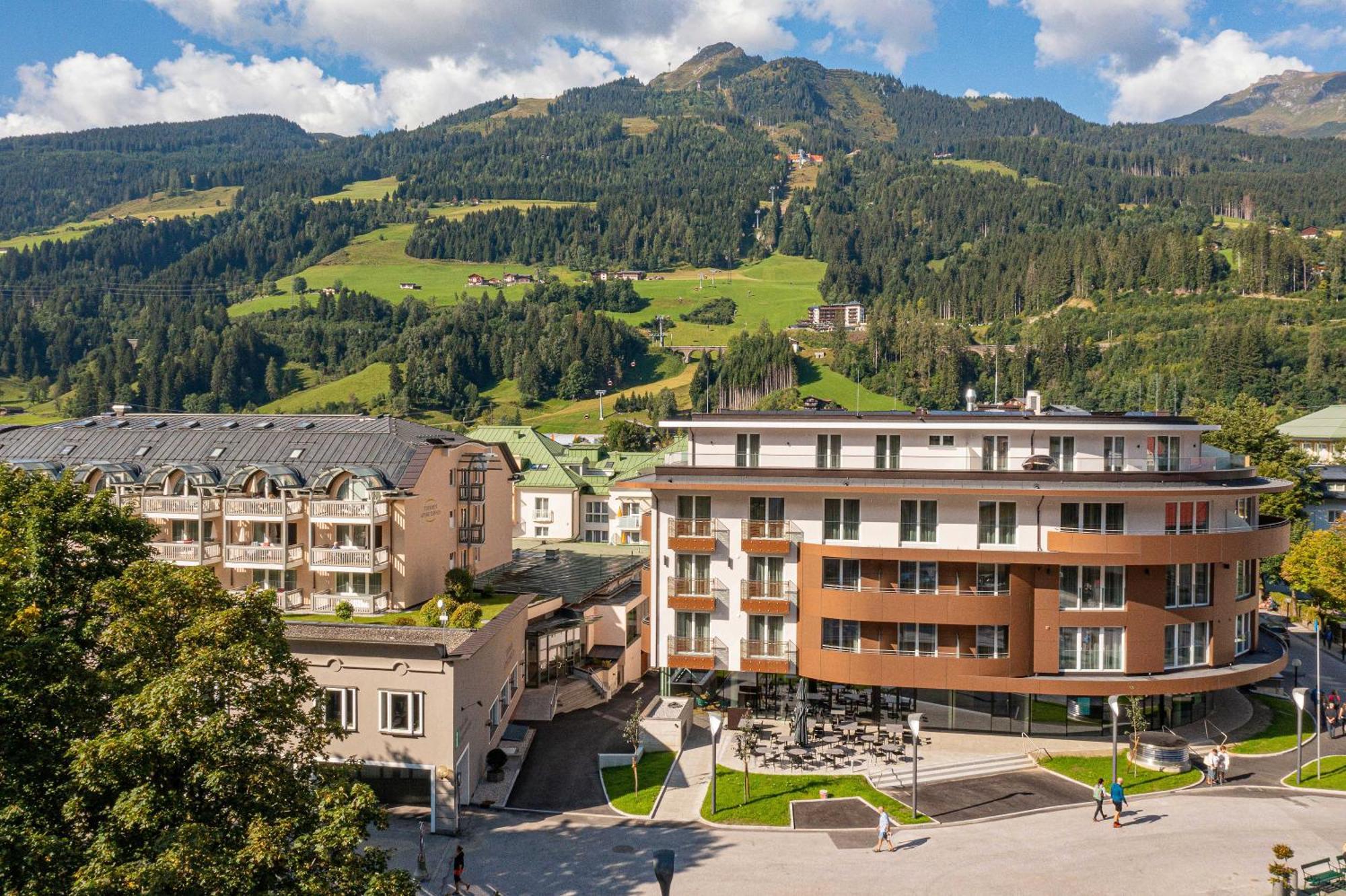 Aktiv- & Gesundheitsresort Das Gxund - Thermeneintritt Inklusive Bad Hofgastein Dış mekan fotoğraf